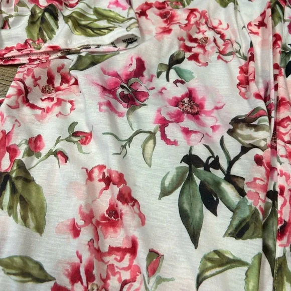 Open-Front Robe - Picture 13 of 14